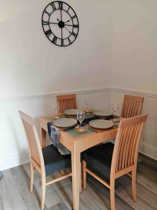 The Snug, Morpeth Villa ภายนอก รูปภาพ